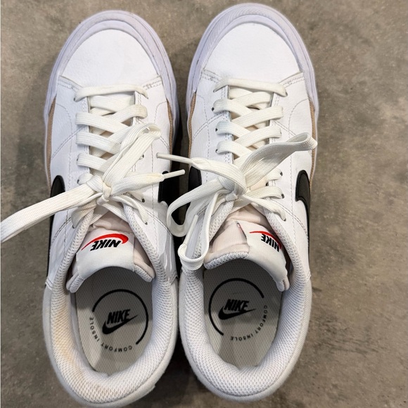 Nike White Sneakers with Black Swoosh and Tan Accent - Picture 2 of 4